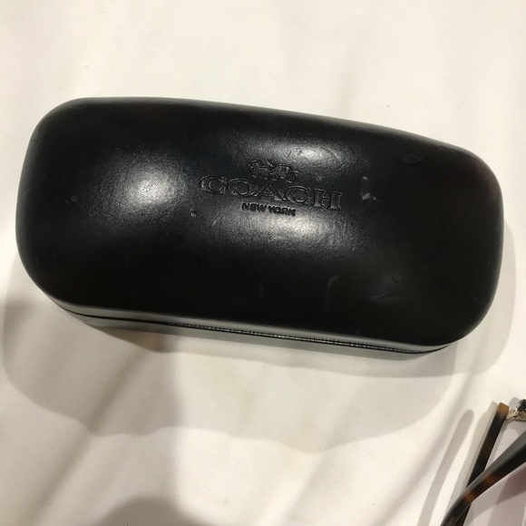 Coach sunglasses - Picture 4 of 4